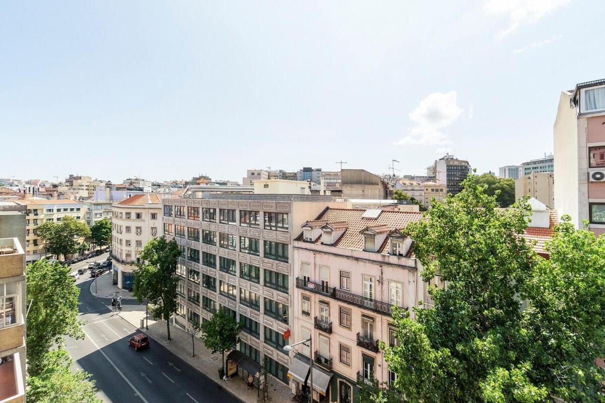 Modern 1 Bedroom Lisbon Apartment With Balcony ภายนอก รูปภาพ